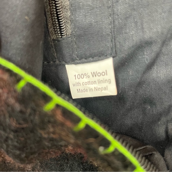 Rising Tide Floral Felted Wool Shoulder Bag Black Multicolor Handmade Nepal Boho - Picture 11 of 16